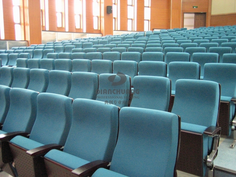 典創(chuàng)專(zhuān)業(yè)座椅